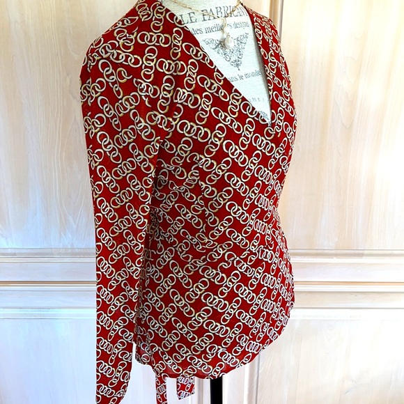 Cabi F20 Ringleader Wrap Top # 3951 NWT - Picture 6 of 8